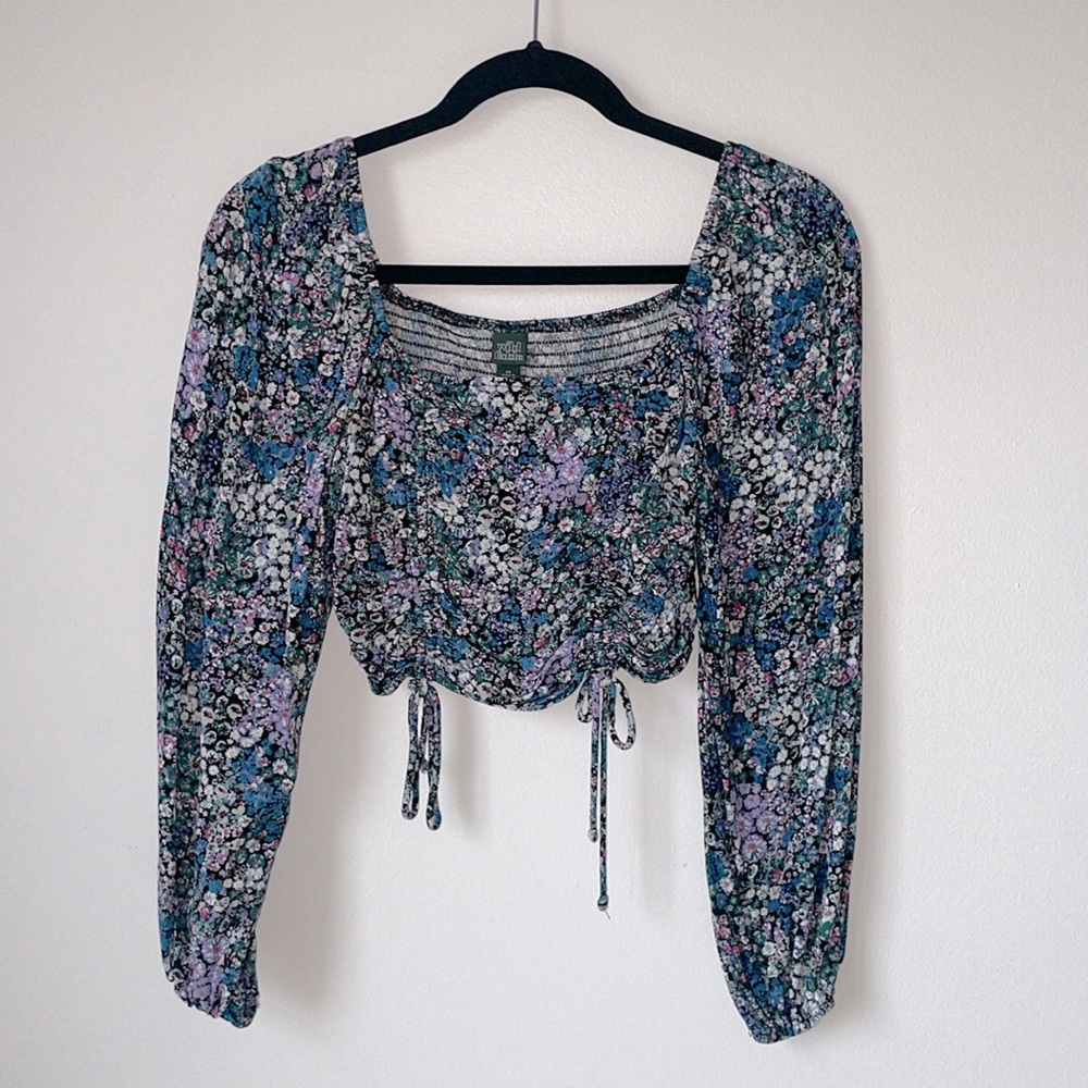 Wild Fable Floral Long Sleeve Top in Blue/Purple/White/Black - Size: XS